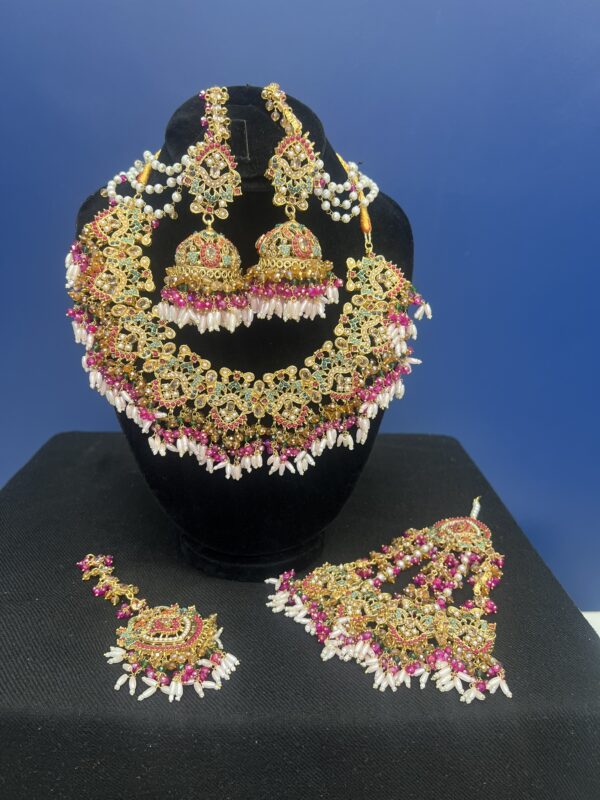 Bridal Mendhi Jewellery Set - Image 3