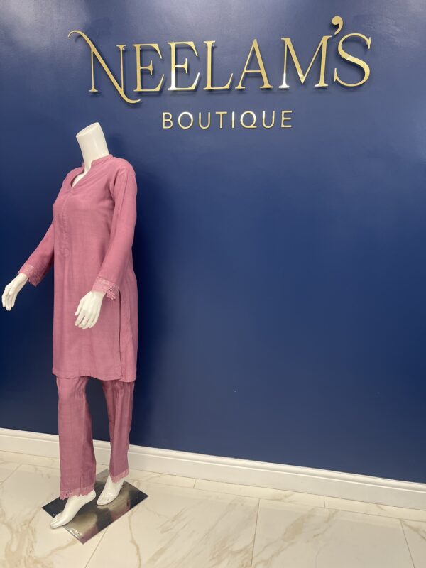 NB Lace Co-ord - Image 12