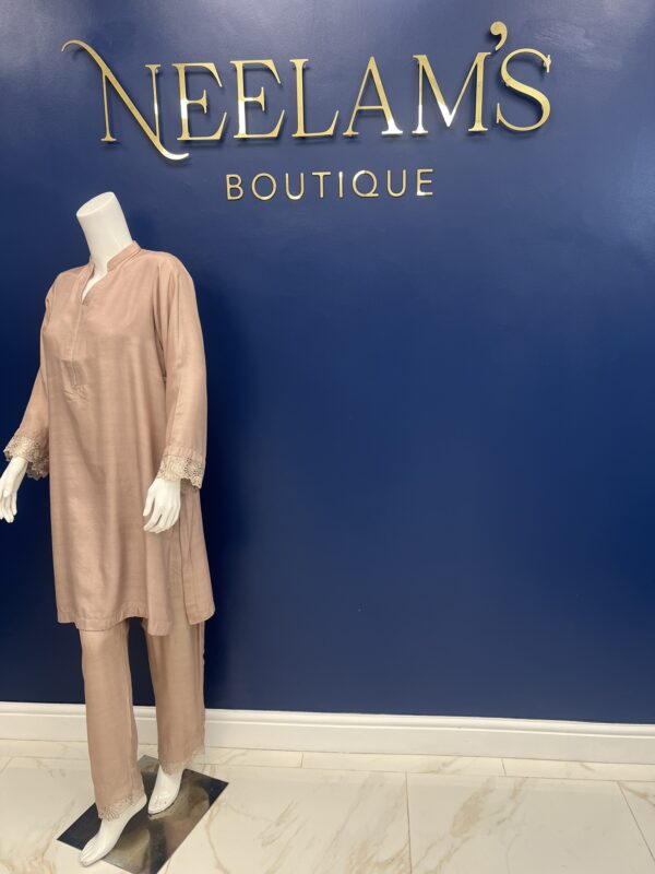 NB Lace Co-ord - Image 3