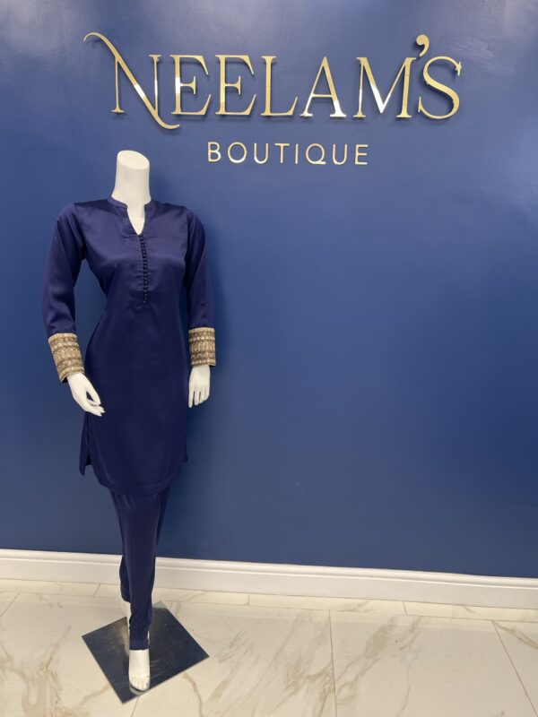 NB Silk Button - Image 4