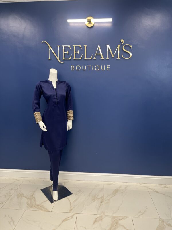 NB Silk Button